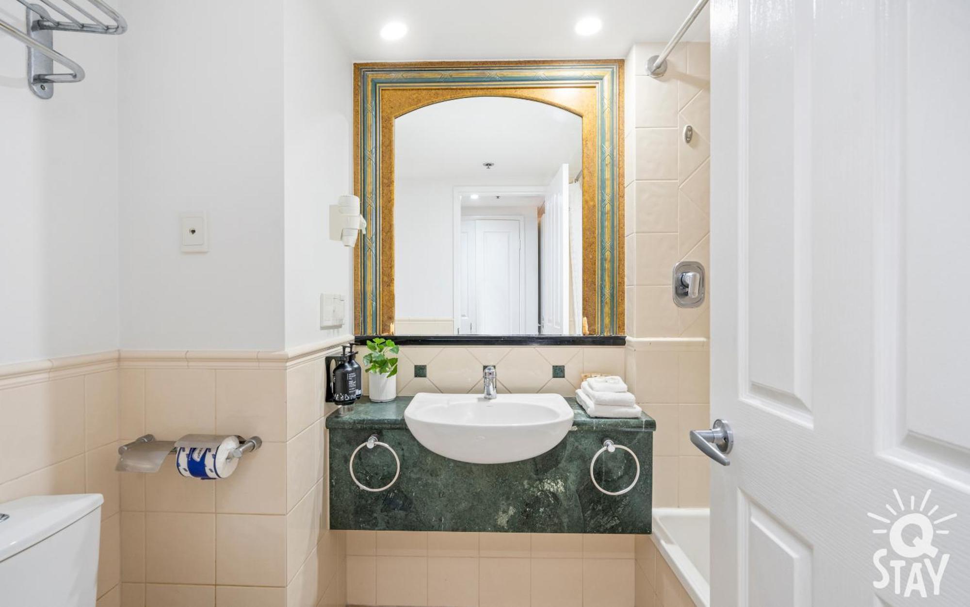 Legends Apartments - Qstay Голд-Кост Екстер'єр фото