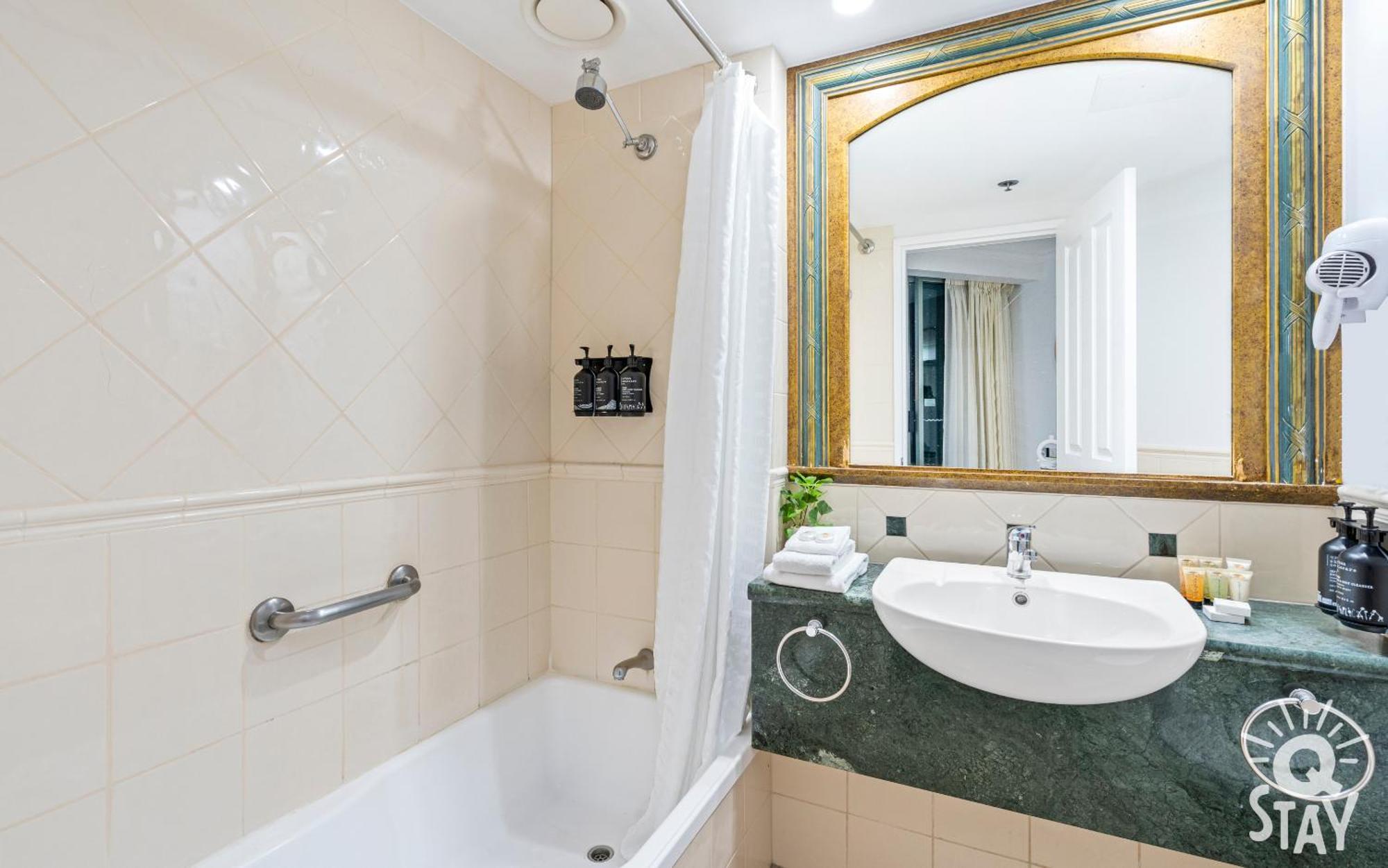 Legends Apartments - Qstay Голд-Кост Екстер'єр фото
